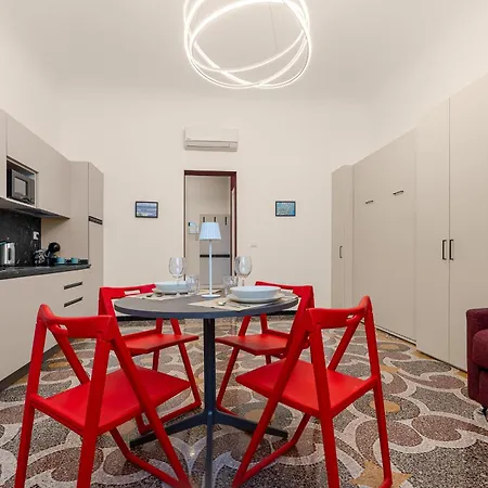 Rosa Homes Urban Living - Porto Antico, Acquario, Ascensore, Wi-fi Veloce * Janov